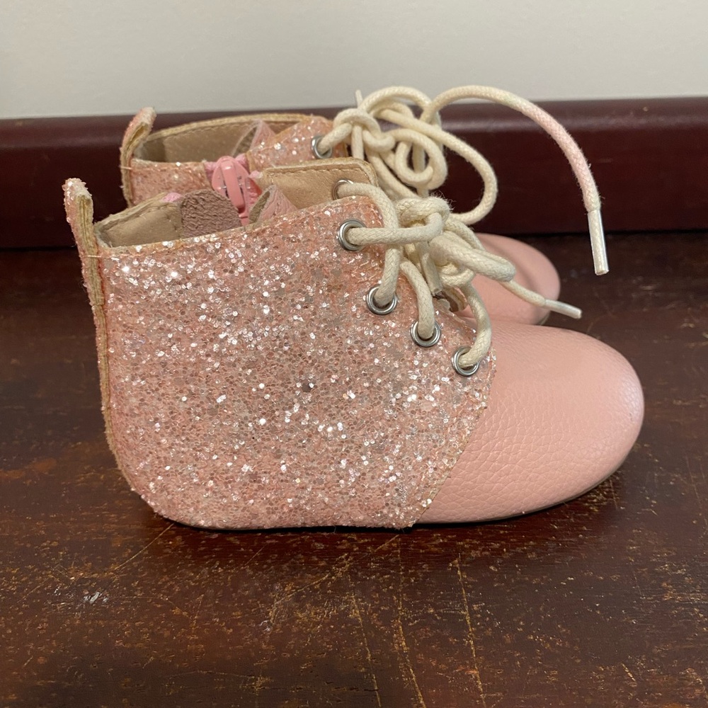 Little Toe Co.Pink Kids Glitter Toddler’s Ankle Booties. - Picture 3 of 9